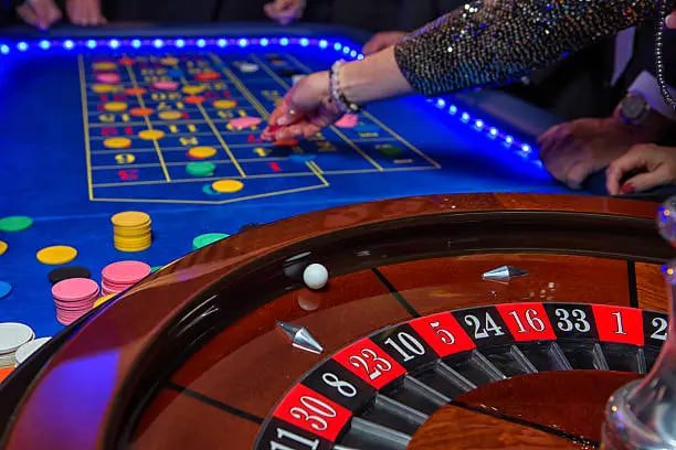 Antarmuka permainan Pretty Gaming dengan opsi taruhan dan statistik di arena slot